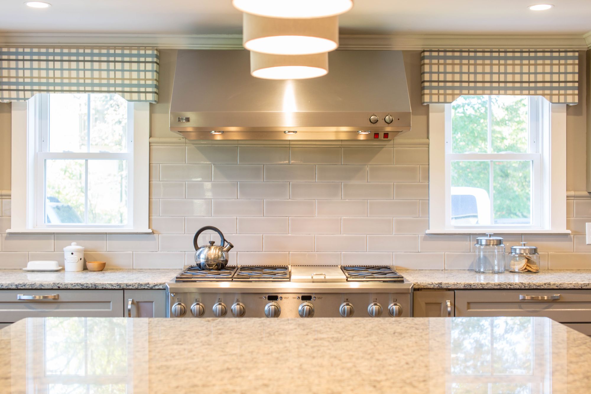 Choosing a Range Hood for Your Kitchen in 2020